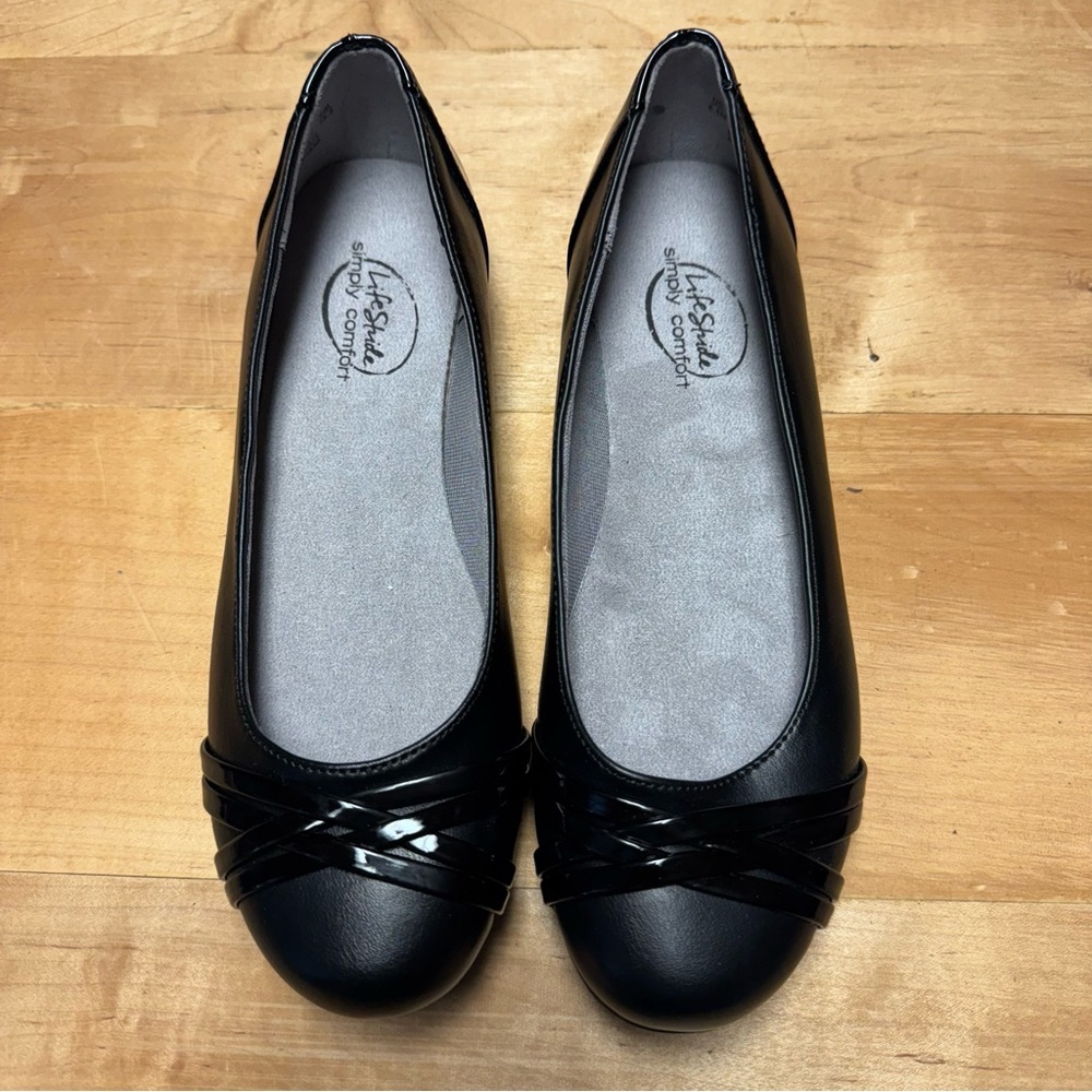 Life‎ Stride Women's Classic Black Loafers, Size 6.5M